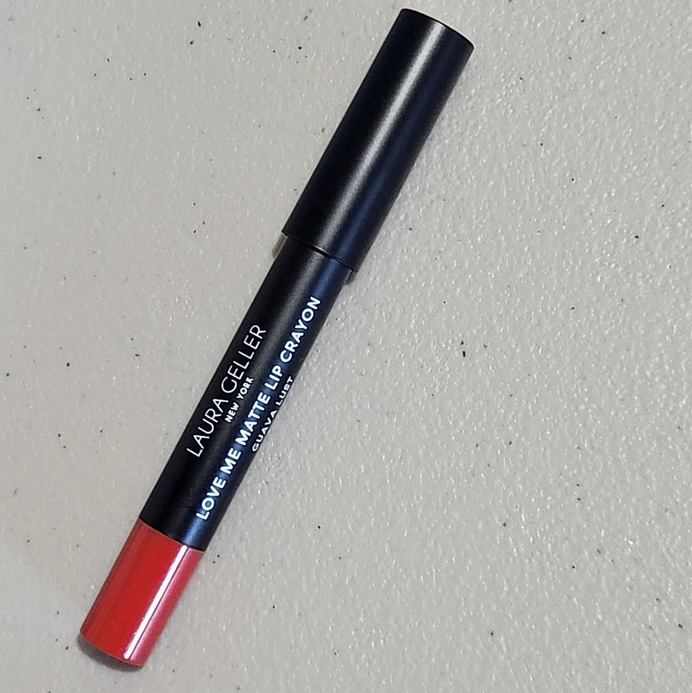 New Laura Geller Love Me Matte Lip Crayon - Bold Red
